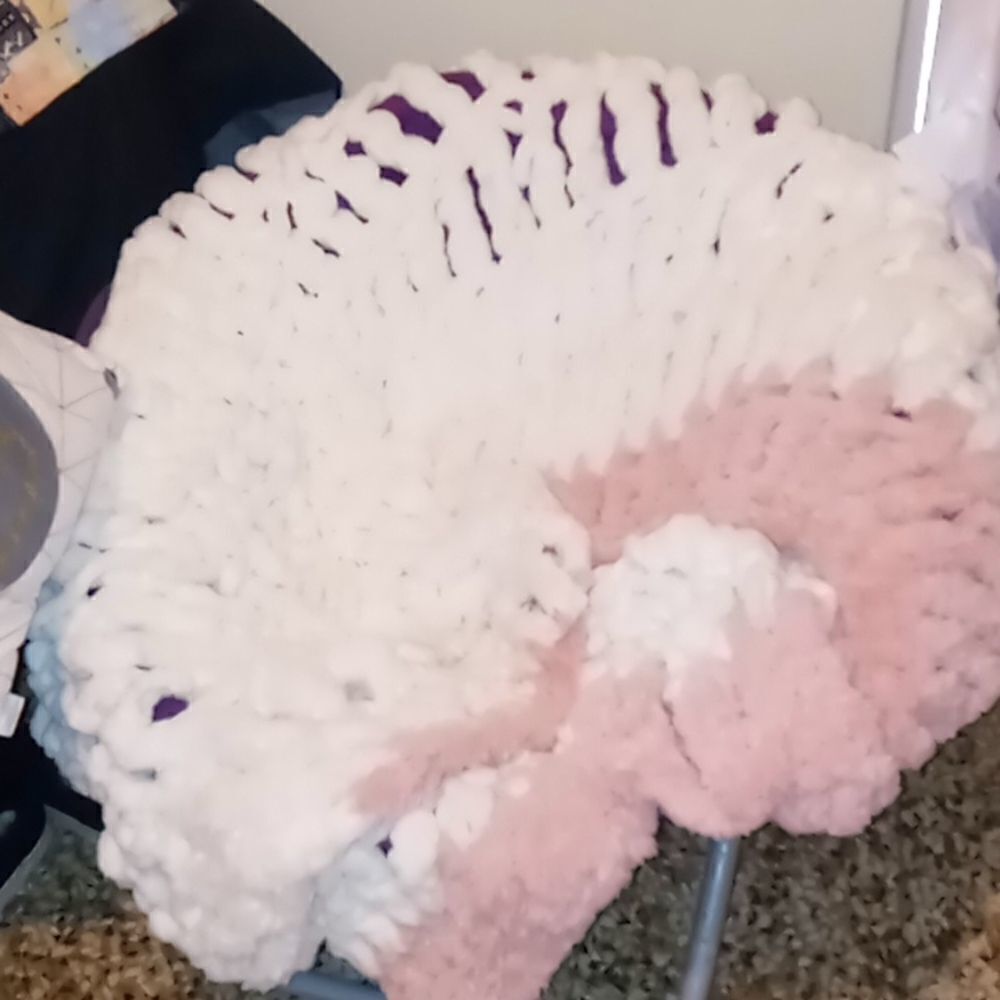 Fox yarn 🧶 huge blanket - Picture 1 of 5
